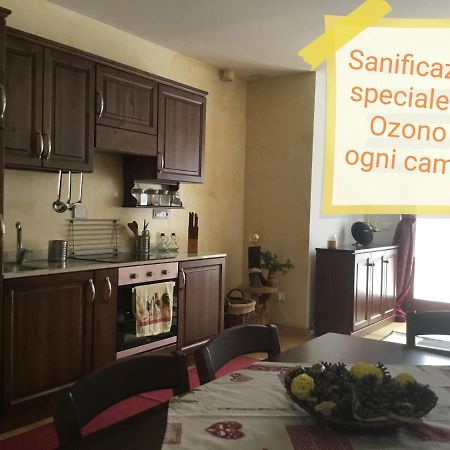 La Casetta Di Mariangela Camporosso  Kültér fotó